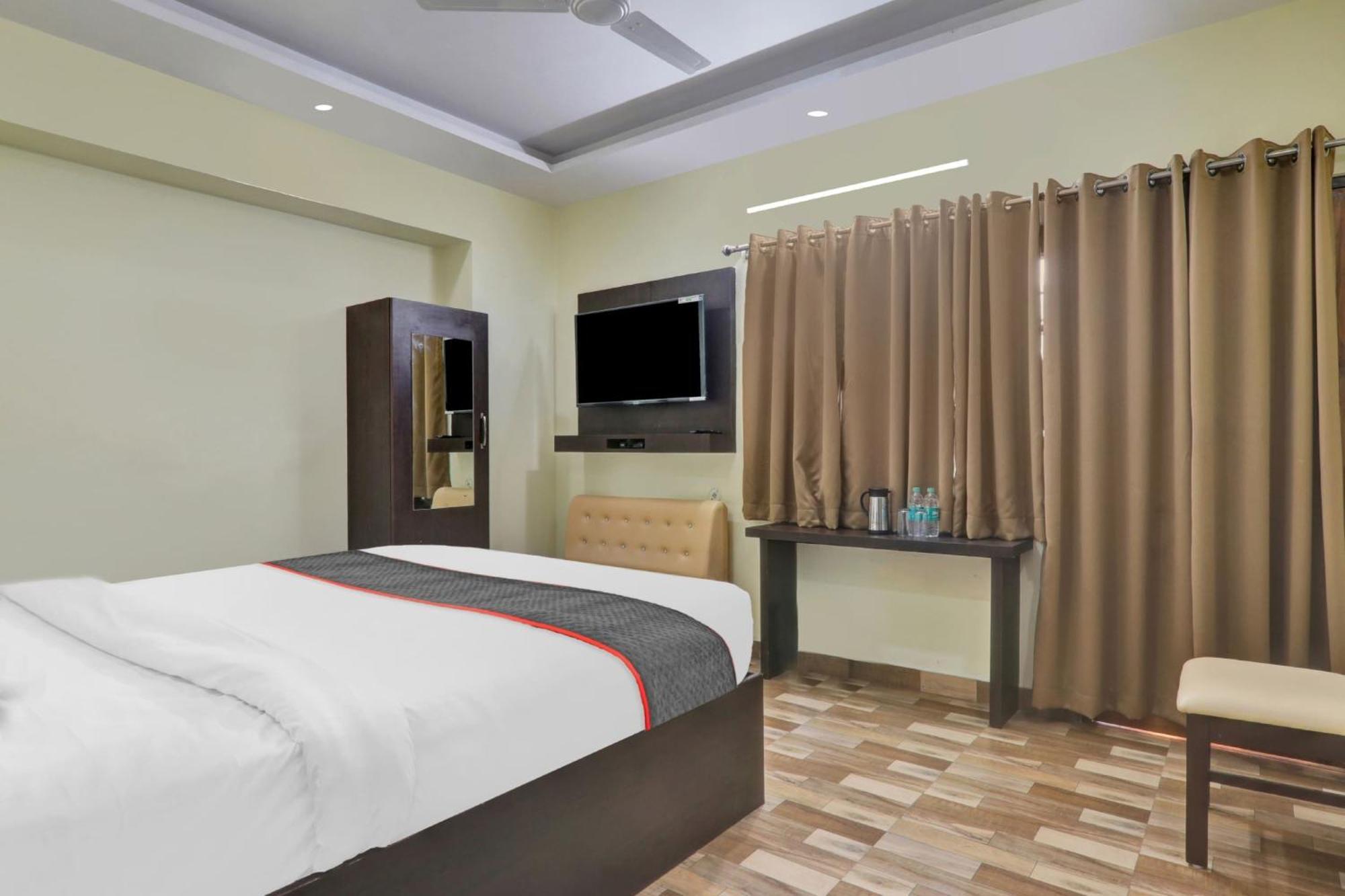 Collection O Starfield Otel Lucknow Dış mekan fotoğraf